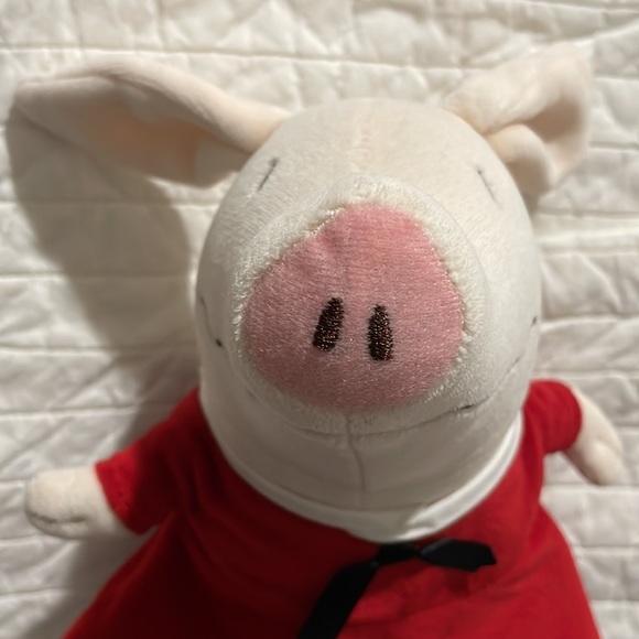 Olivia the Pig Plush - Picture 2 of 3